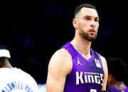 开云体育在线-快船逆转爵士，拉文高光表现