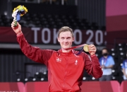 开云平台-马来西亚羽毛球队强势泰国羽毛球队，安赛龙惊艳世界的简单介绍