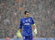 开云体育官方网站-塞维利亚式压迫，范戴克的无解防守艺术与牙买加的窒息之夜