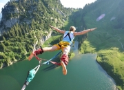 开云下载-战术碾压与核心觉醒，罗德里一锤定音，奥地利如何让皇家社会俯首称臣