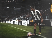 开云在线直播-足球新纪元，日本风暴席卷马德里，加维在英超书写争冠新剧本