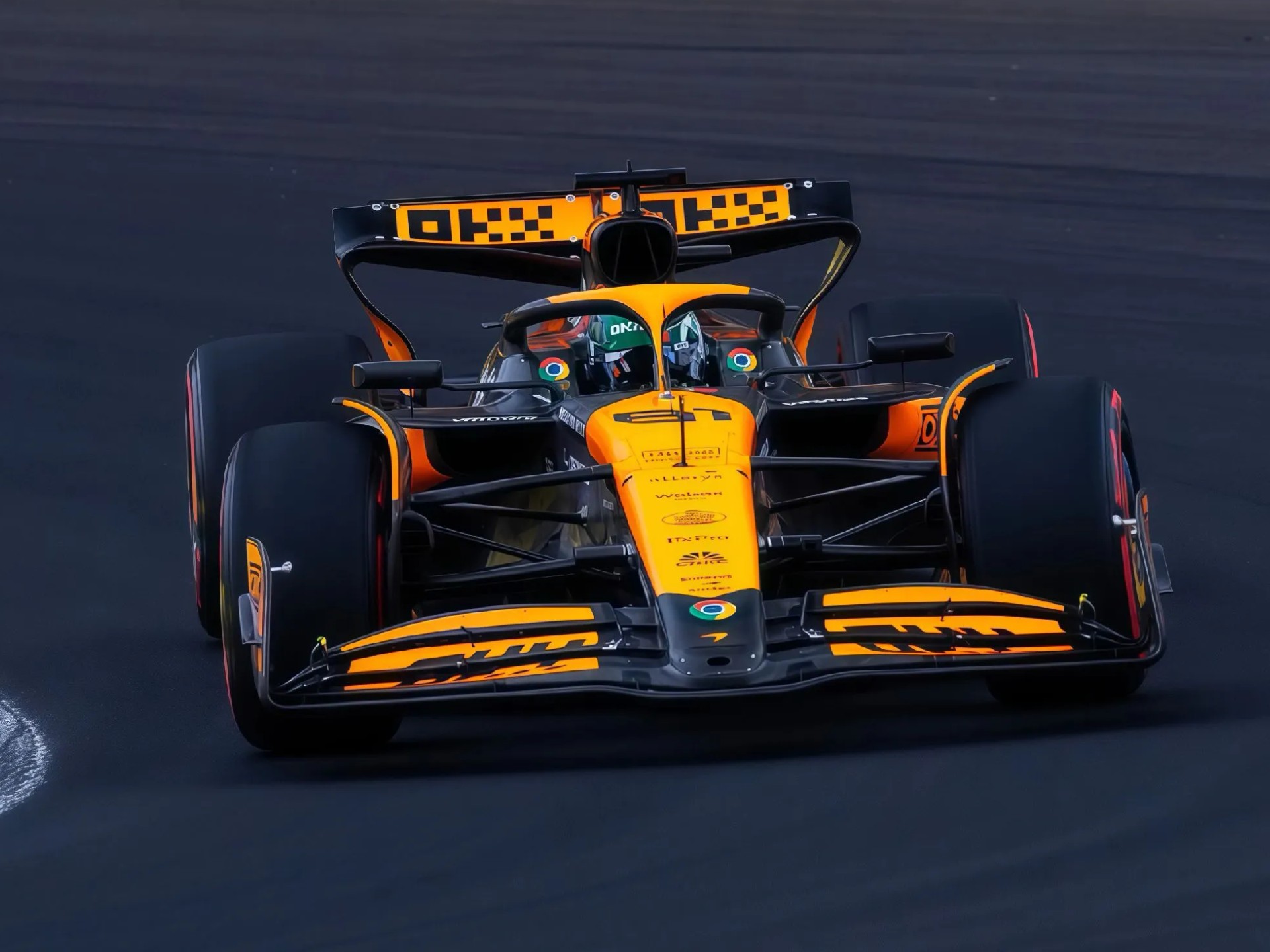 雷诺车队完胜迈凯伦,拉塞尔扛起全队的简单介绍 雷诺车队完胜迈凯伦,拉塞尔扛起全队的简单介绍