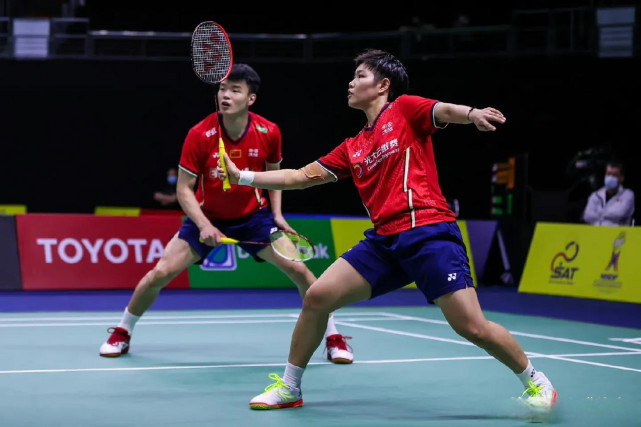 包含德国队碾压法国队,黄鸭组合扛起全队的词条 包含德国队碾压法国队,黄鸭组合扛起全队的词条