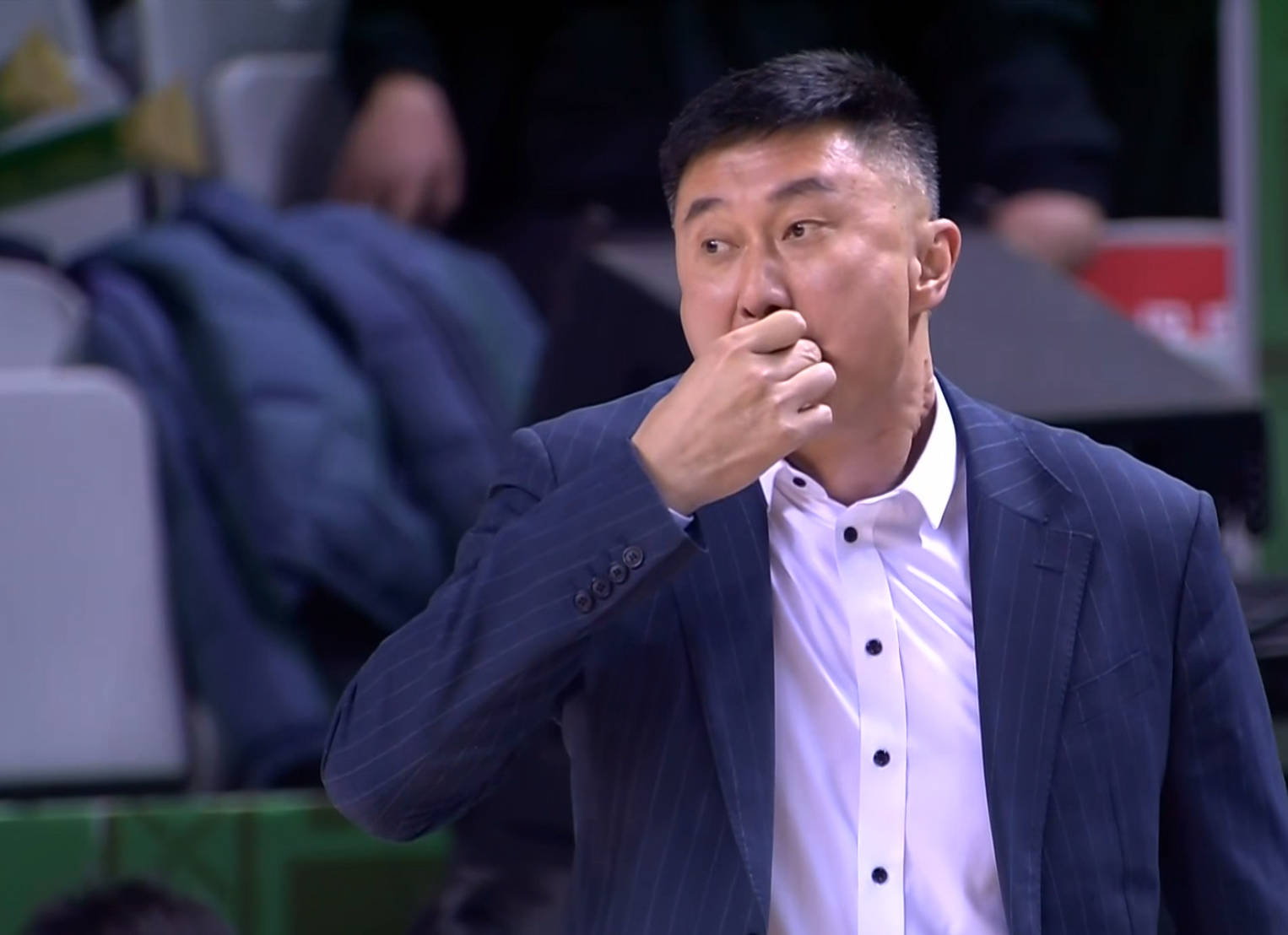 广东队主帅大胆战术调整,最终拿下悬念比赛 广东队主帅大胆战术调整,最终拿下悬念比赛