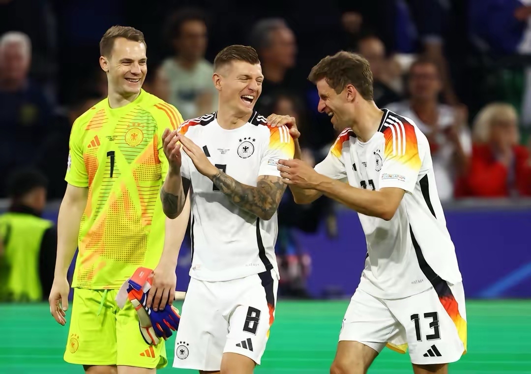 慕尼黑竞技队在客场比赛中展现实力!的简单介绍 慕尼黑竞技队在客场比赛中展现实力!的简单介绍