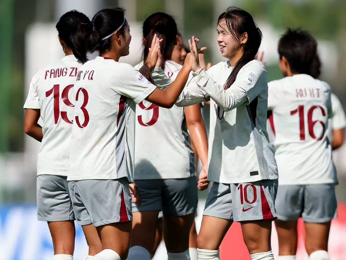 包含女足国家队战胜对手,锁定小组头名的词条 包含女足国家队战胜对手,锁定小组头名的词条