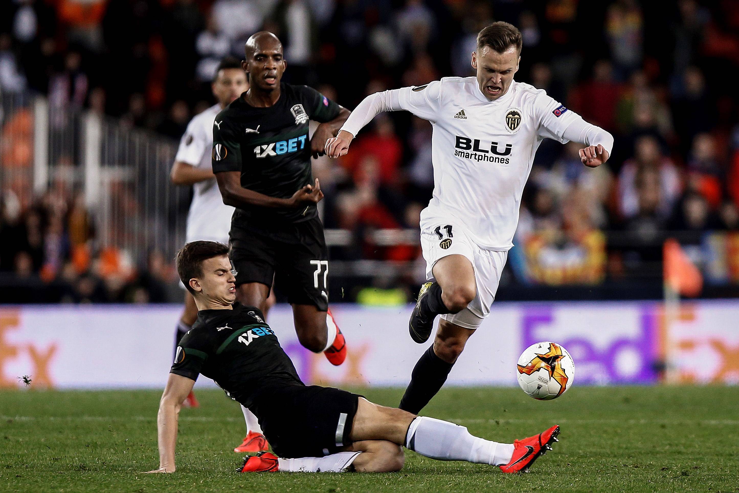 国际米兰的壮举：主场大胜对手