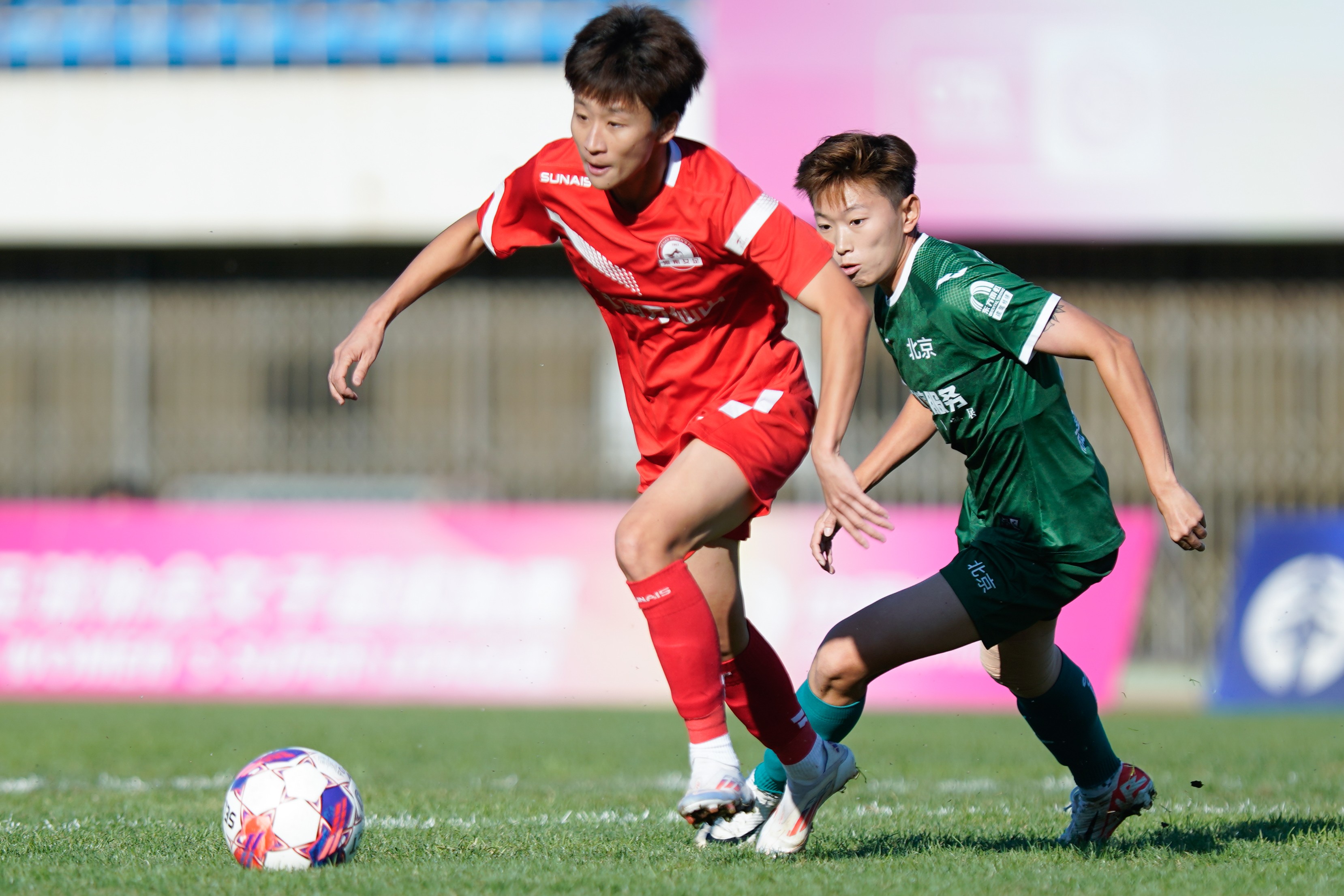长春女足鏖战，中超比赛变化无常