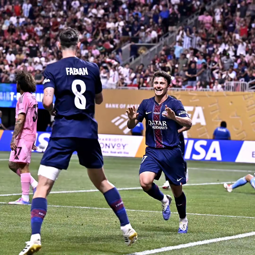 巴黎圣日耳曼豪取联赛六连胜,法国职业足球再现巅峰表现的简单介绍 巴黎圣日耳曼豪取联赛六连胜,法国职业足球再现巅峰表现的简单介绍