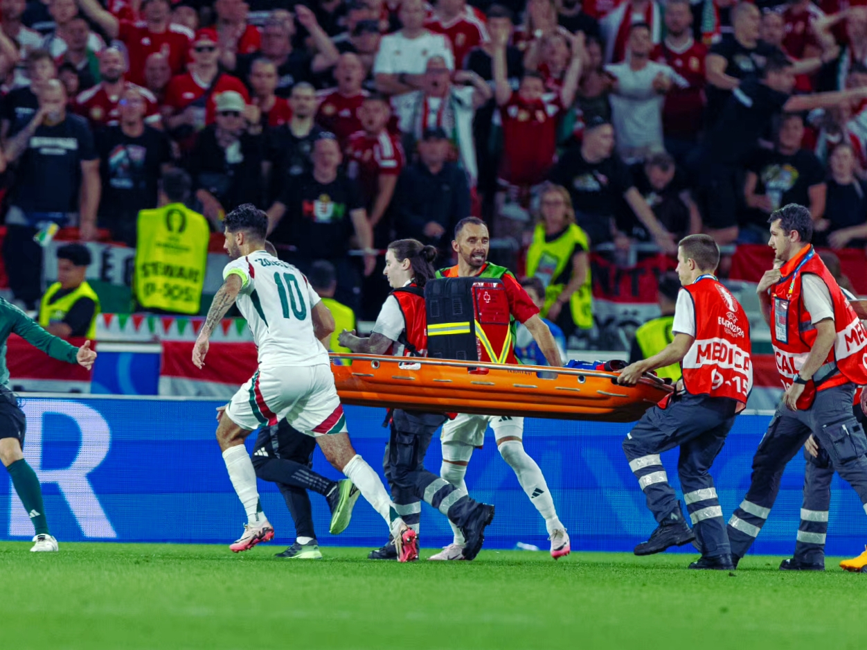 包含奥地利击败北马其顿,欧洲杯预选赛掀起争夺风暴的词条 包含奥地利击败北马其顿,欧洲杯预选赛掀起争夺风暴的词条