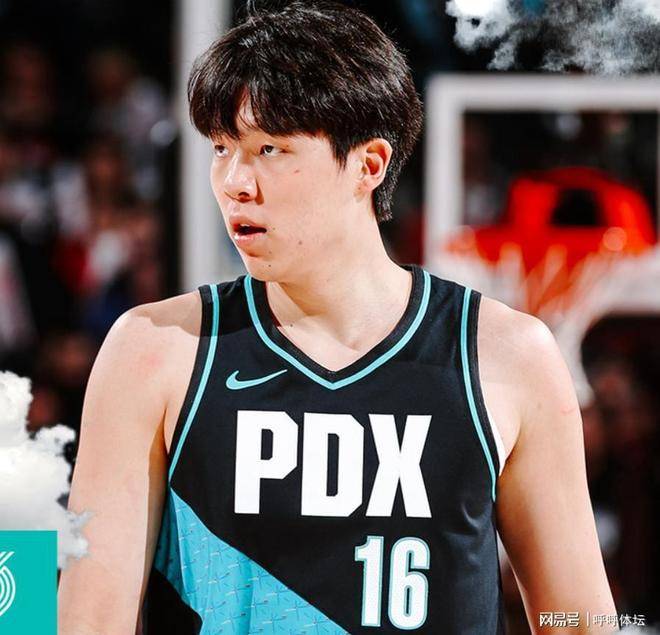 关于火箭险胜勇士,易建联点燃赛场的信息 关于火箭险胜勇士,易建联点燃赛场的信息