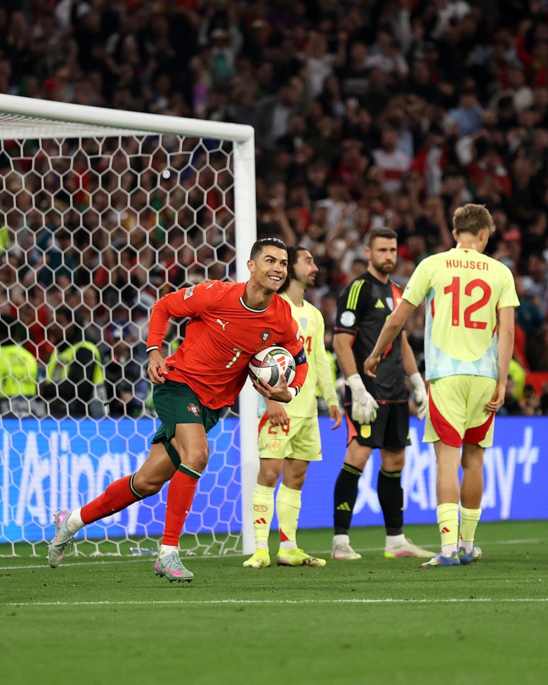 德国大胜葡萄牙,锁定欧锦赛强席位的简单介绍 德国大胜葡萄牙,锁定欧锦赛强席位的简单介绍