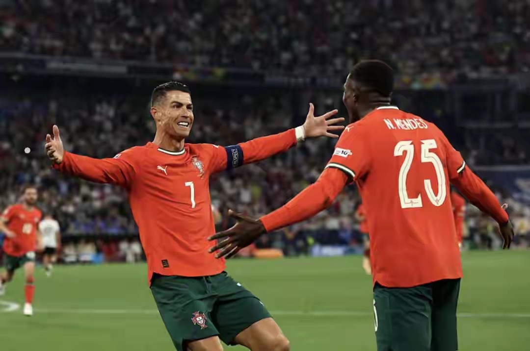 德国大胜葡萄牙,锁定欧锦赛强席位的简单介绍 德国大胜葡萄牙,锁定欧锦赛强席位的简单介绍