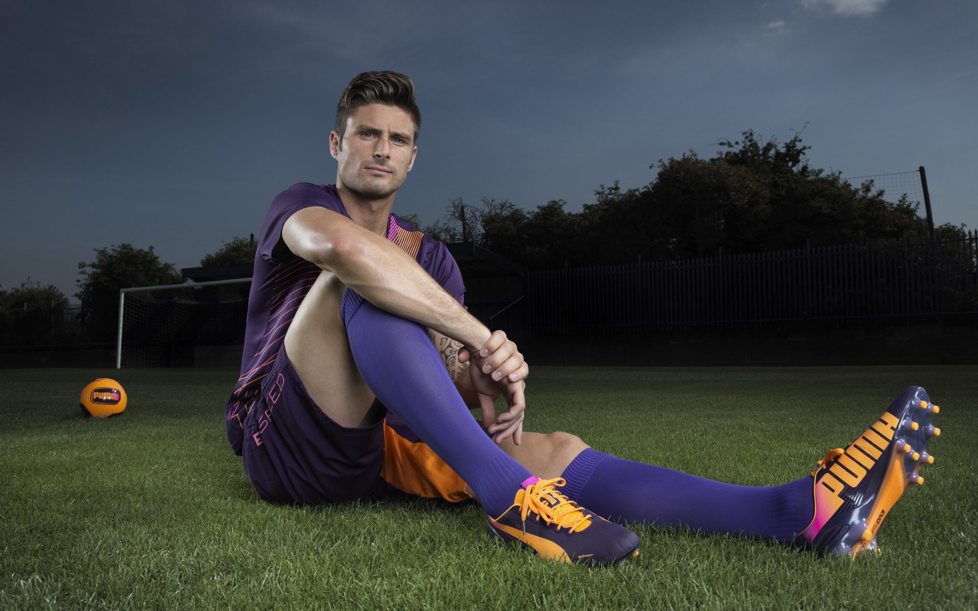 那不勒斯之刃刺穿英超争冠夜，克瓦拉茨赫利亚的压制级表演